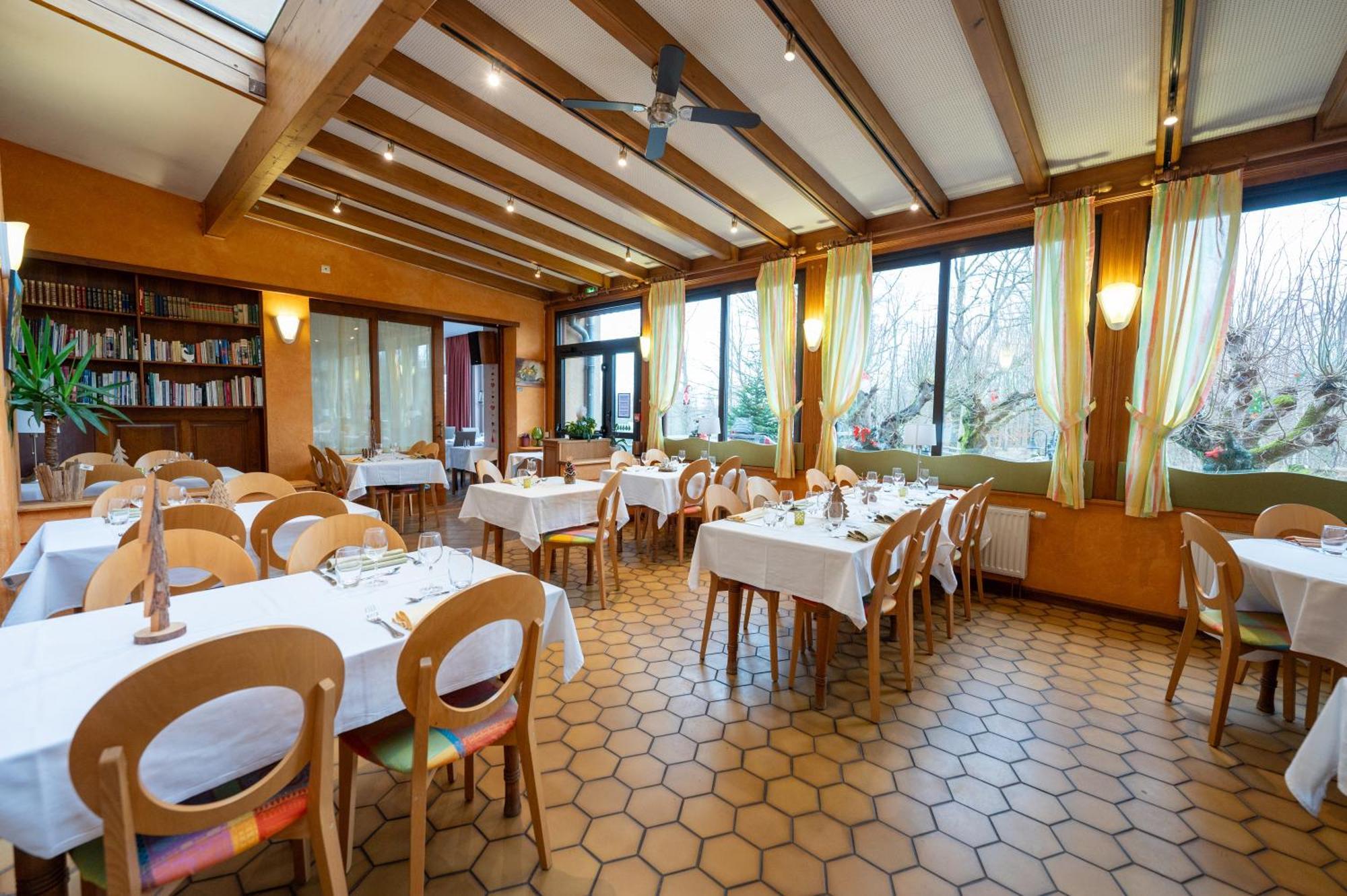 Logis Hotel Notre-Dame - Restaurant Ouvert Midi Et Soir Sauf Dimanche Soir Danne-et-Quatre-Vents Exterior photo